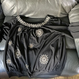 Black beaded petite large women’s top Alfred Dunner - Alfred Dunner